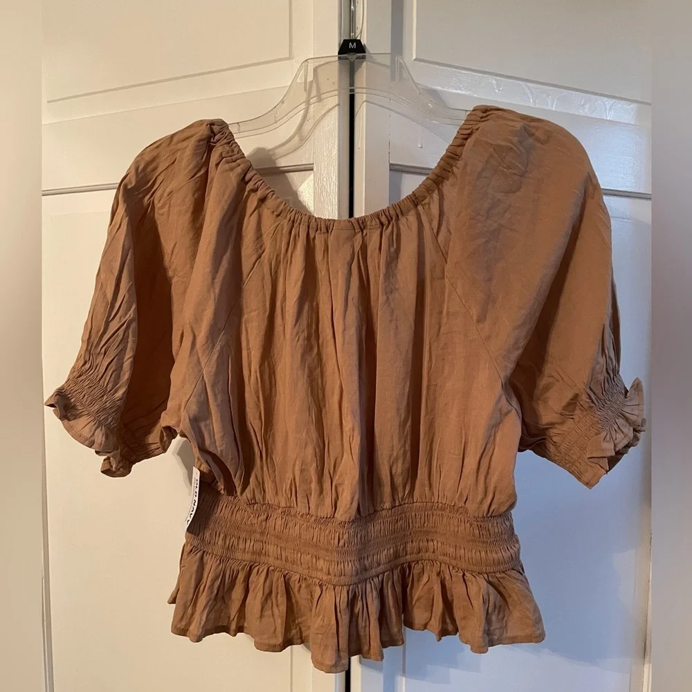 NWT Old Navy Puff Sleeve Smocked Poet Blouse
